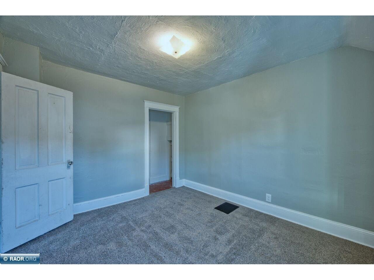 101 Minnesota Ave E Gilbert MN 55741 149674 image20