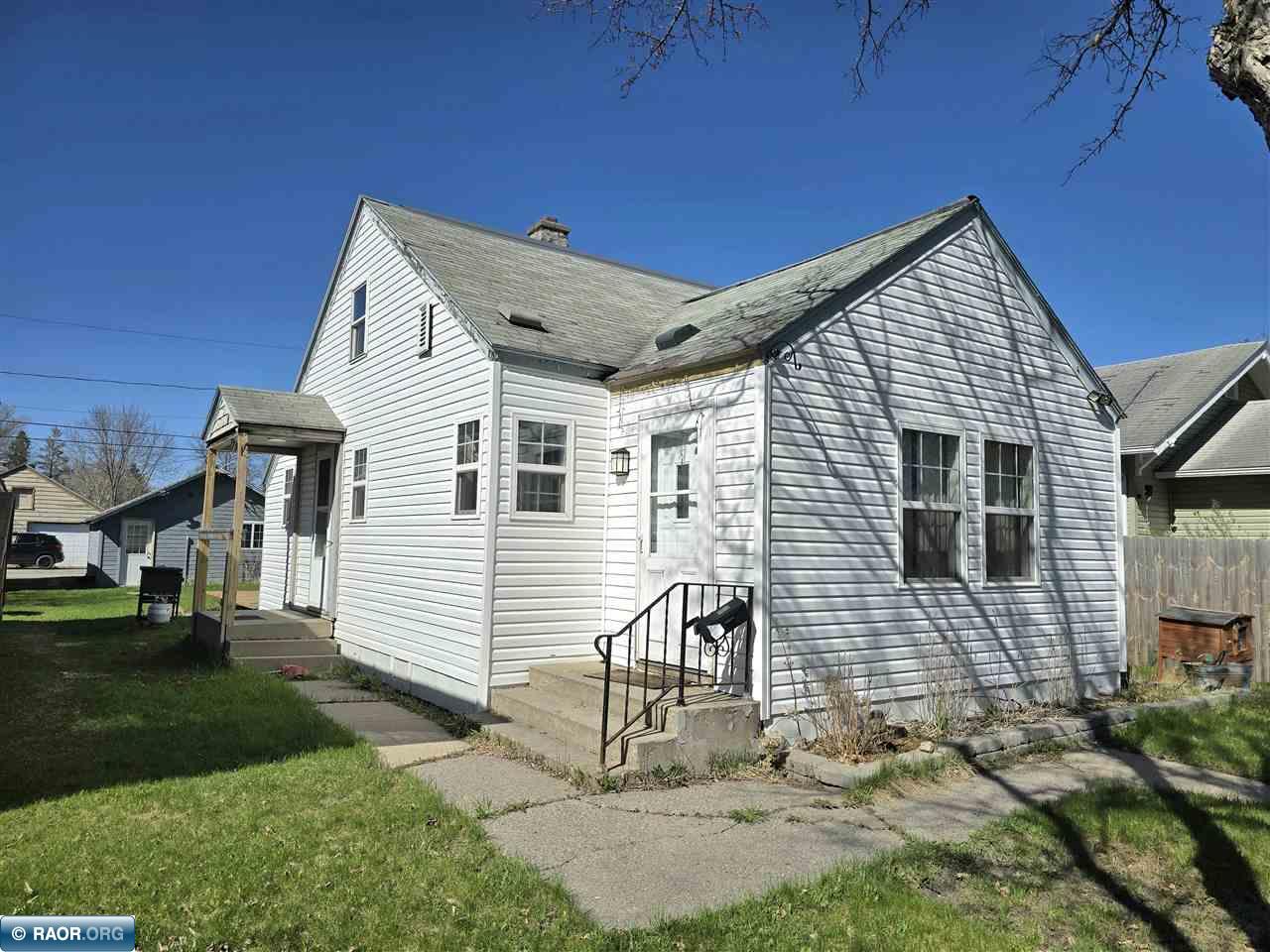 1012 9th Street International Falls MN 56649 148053 image1