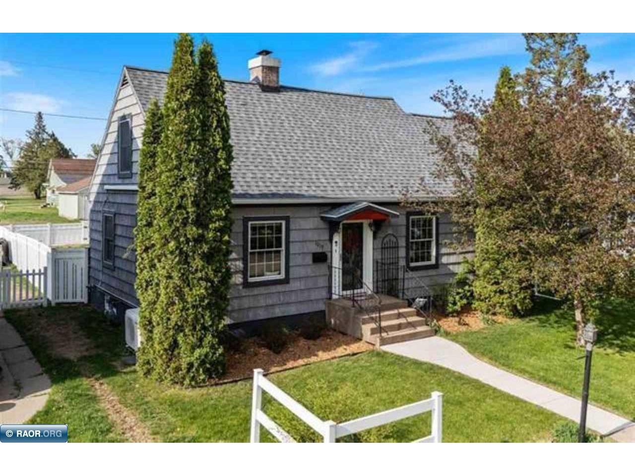 1019 N 14th Street Virginia MN 55792 150215 image1