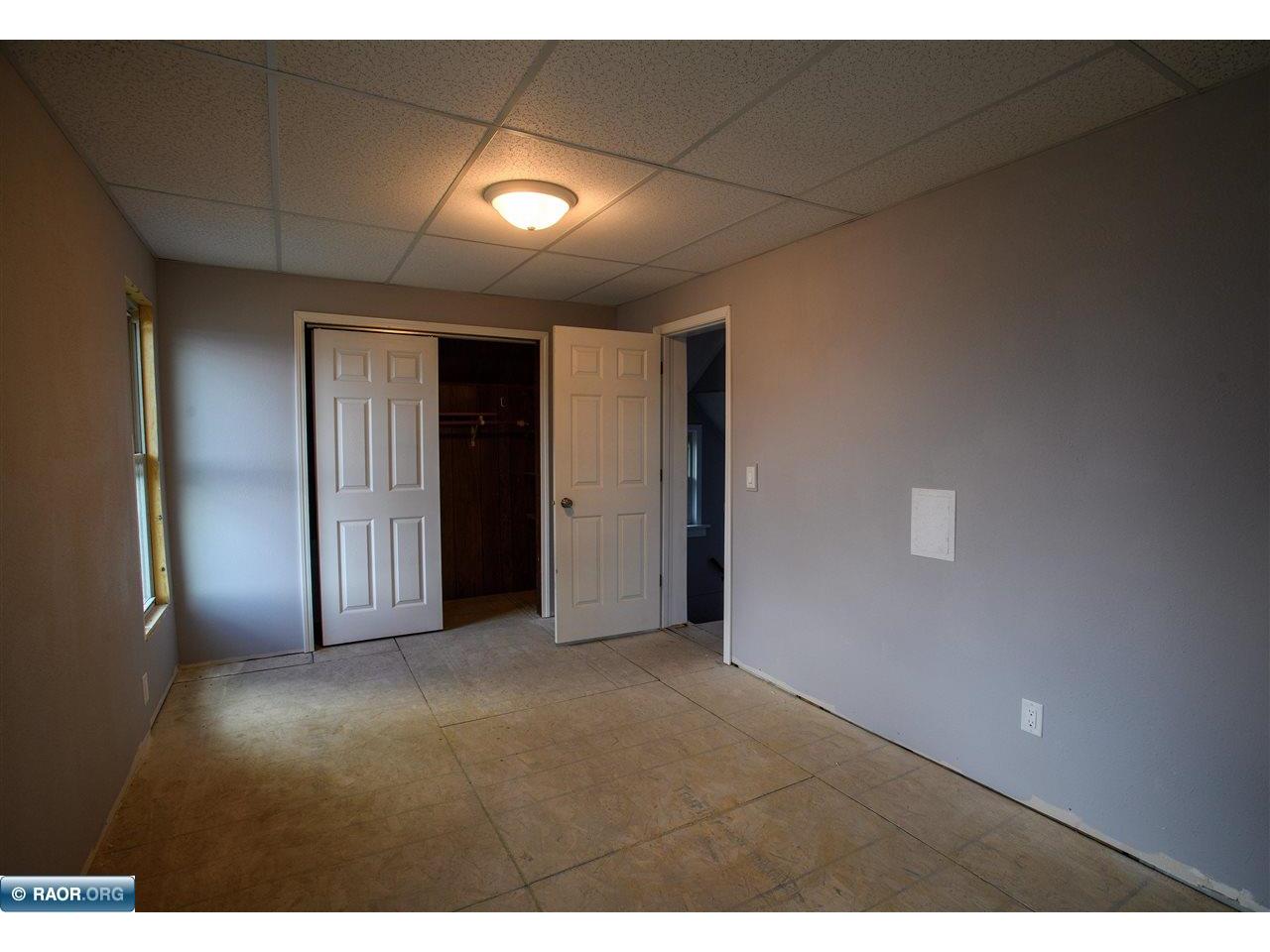 107 11th St S Virginia MN 55792 150213 image8