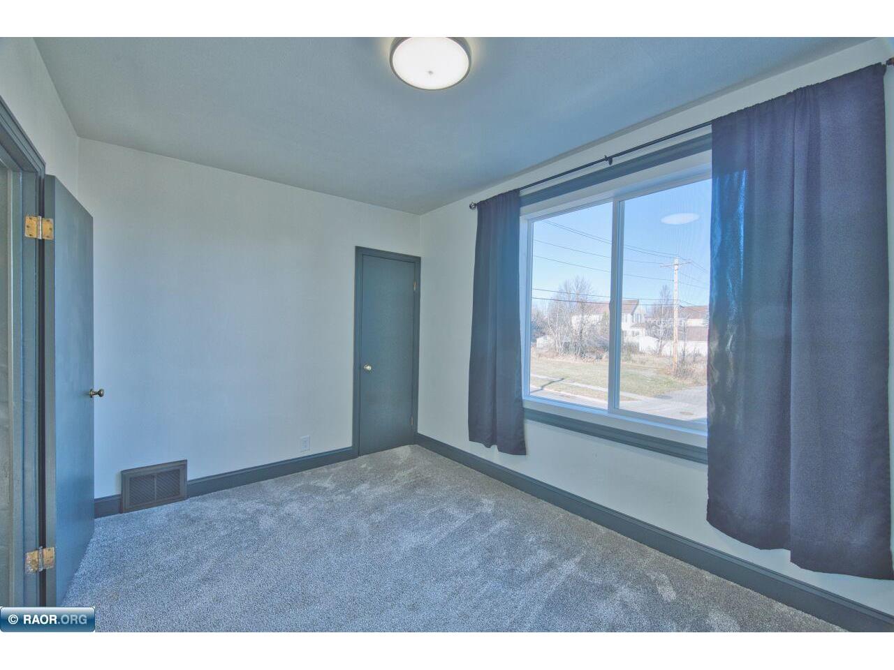 109 E Florida Ave Gilbert MN 55741 149336 image25