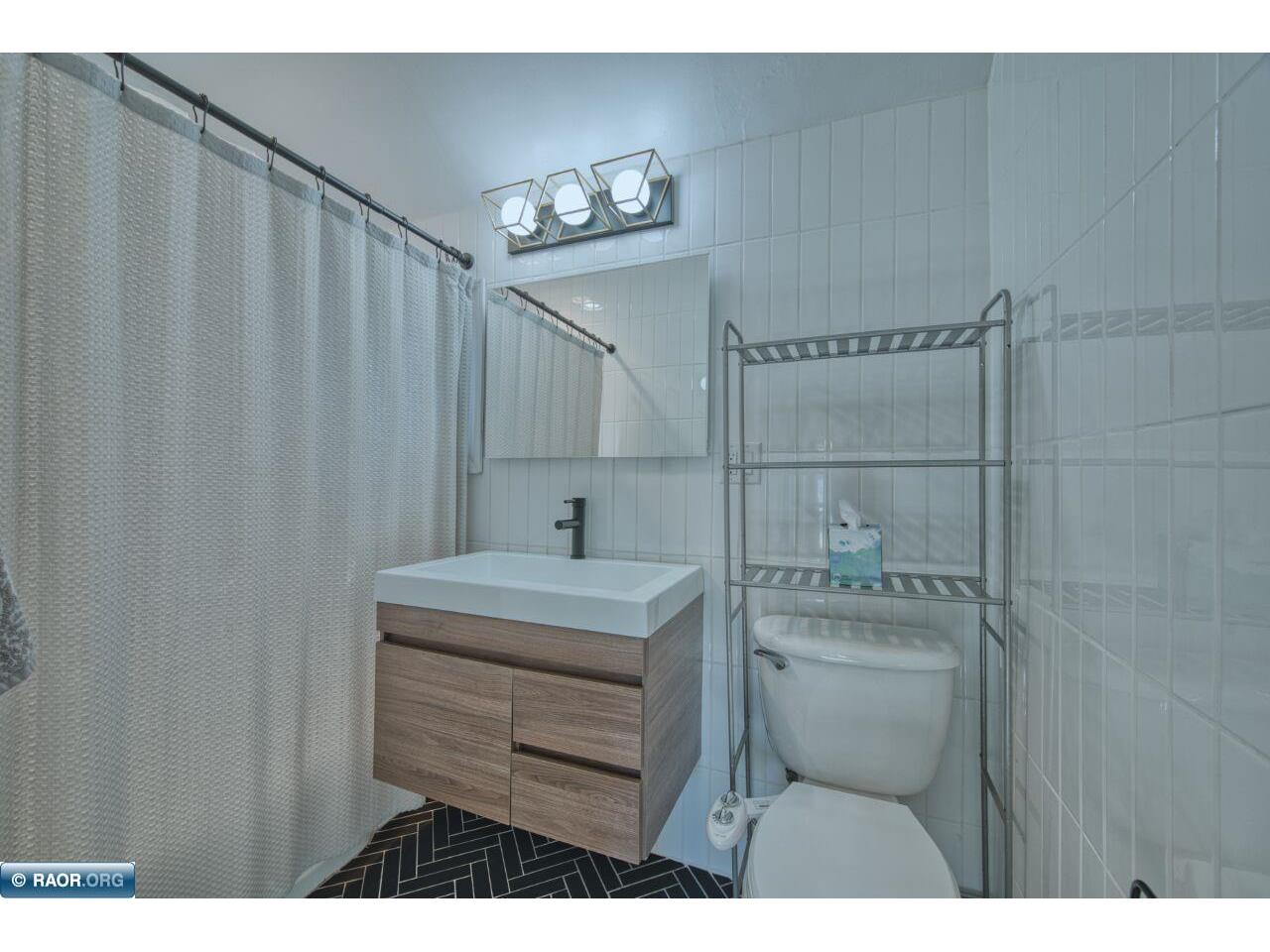 109 E Florida Ave Gilbert MN 55741 149336 image26