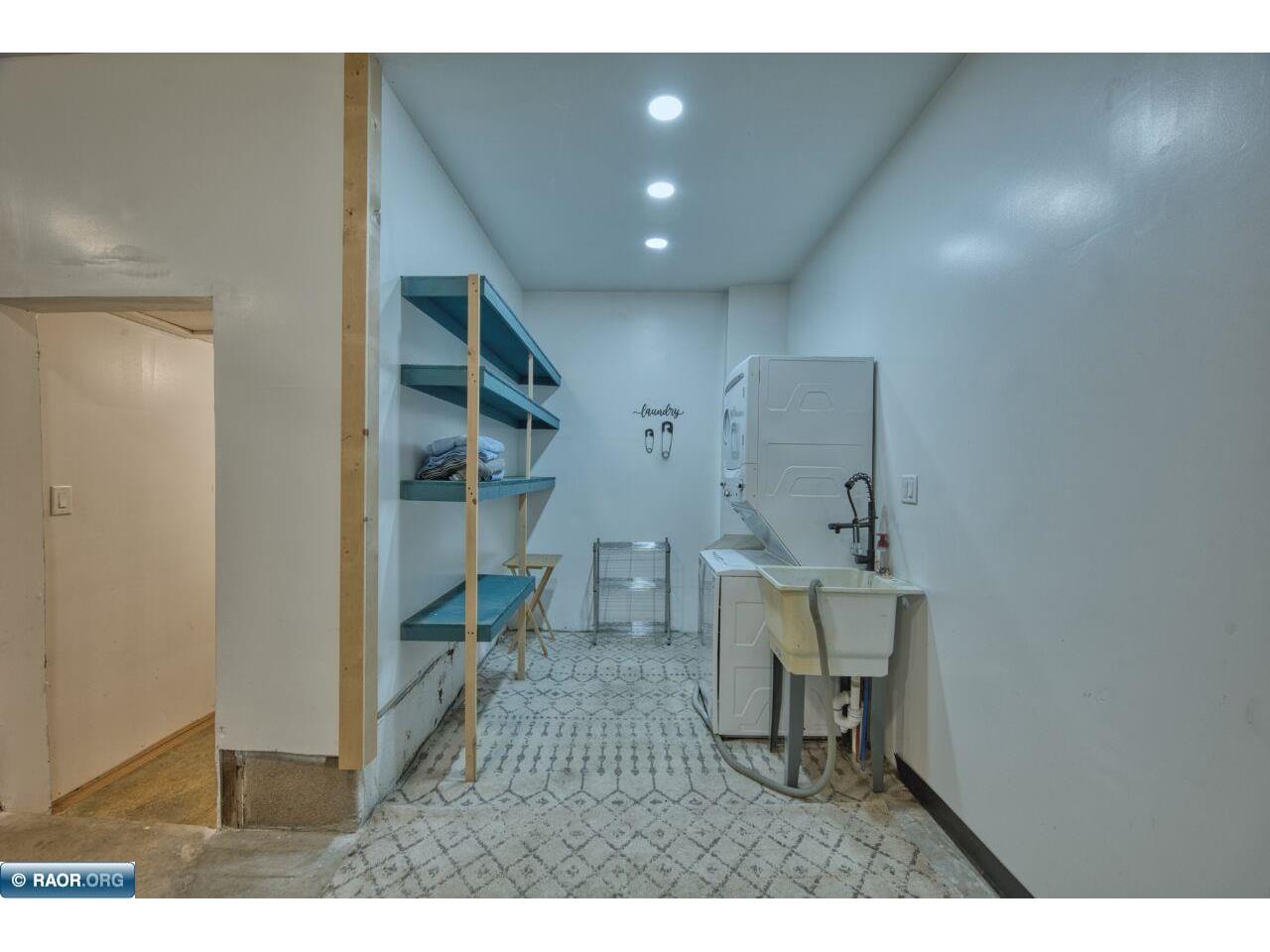 109 E Florida Ave Gilbert MN 55741 149336 image32