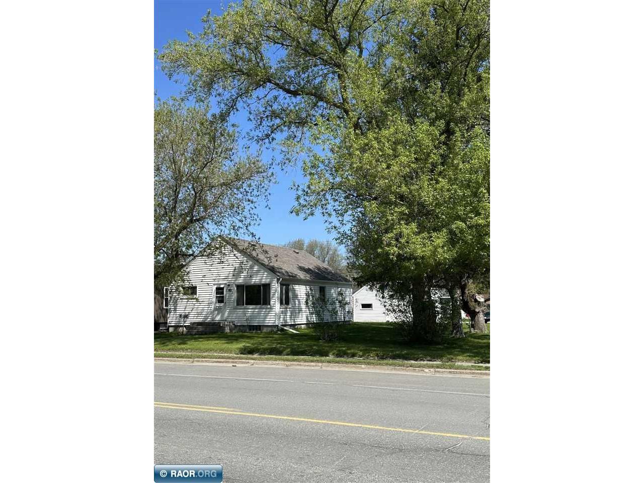 1104 11th Street International Falls MN 56649 150048 image3