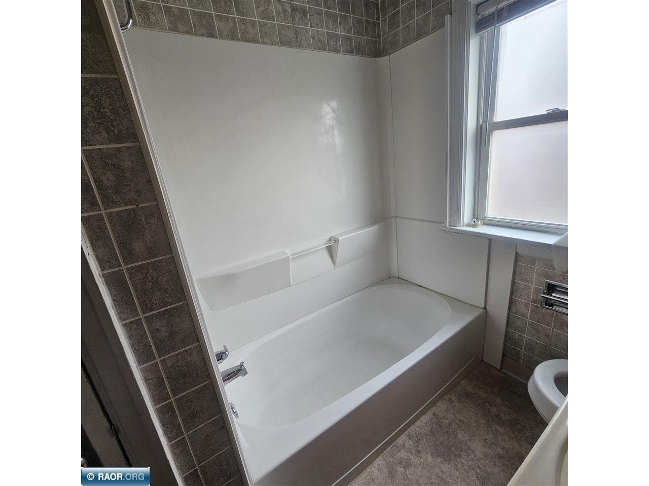 1114 E 22nd Street Hibbing MN 55746 150068 image17