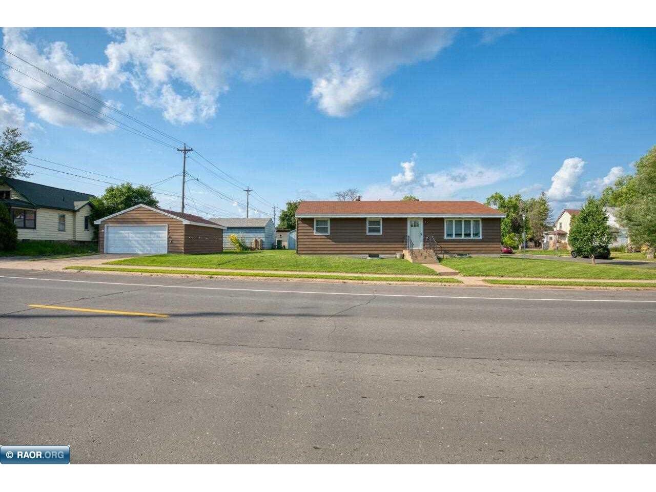 115 E 25th St Hibbing MN 55746 148857 image1