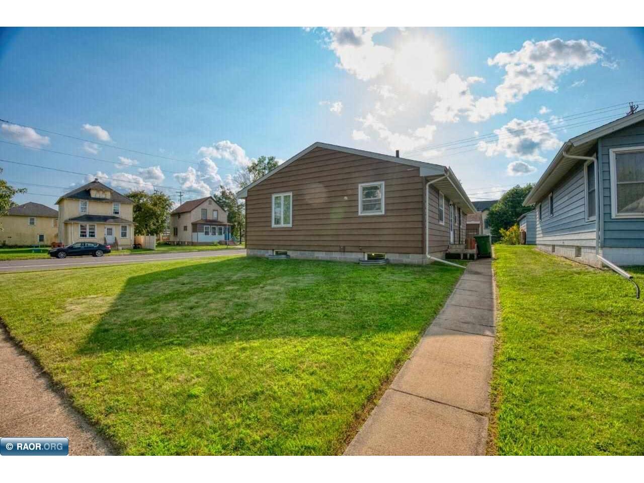 115 E 25th St Hibbing MN 55746 148857 image2