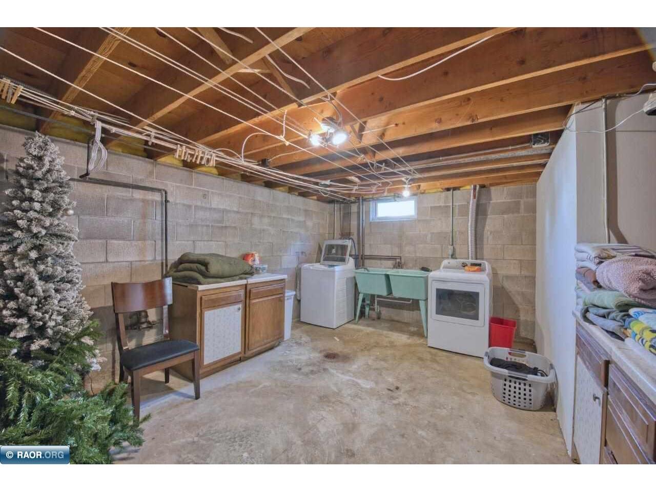 115 E 25th St Hibbing MN 55746 148857 image25