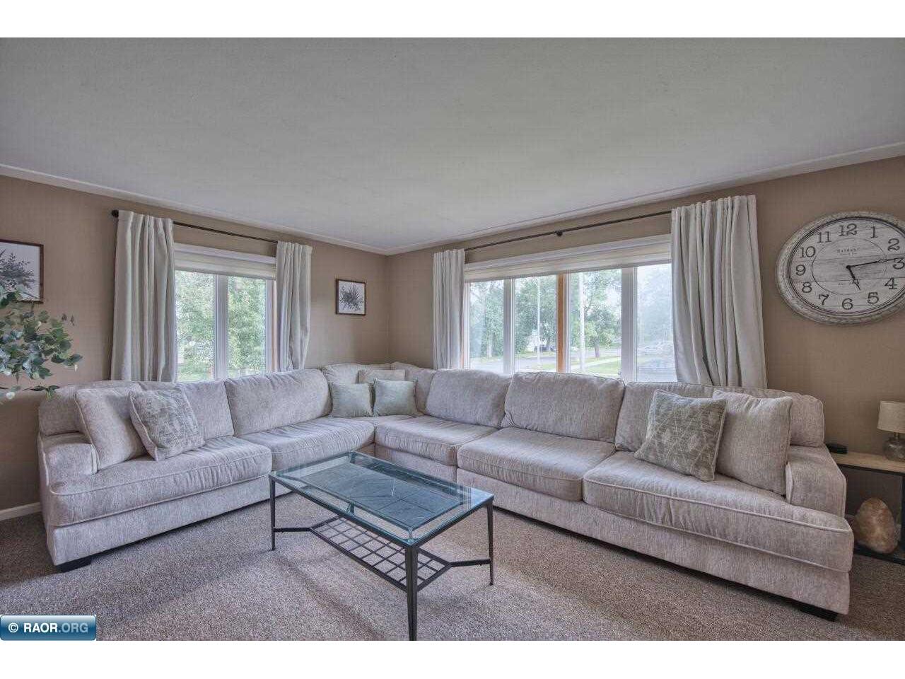 115 E 25th St Hibbing MN 55746 148857 image9