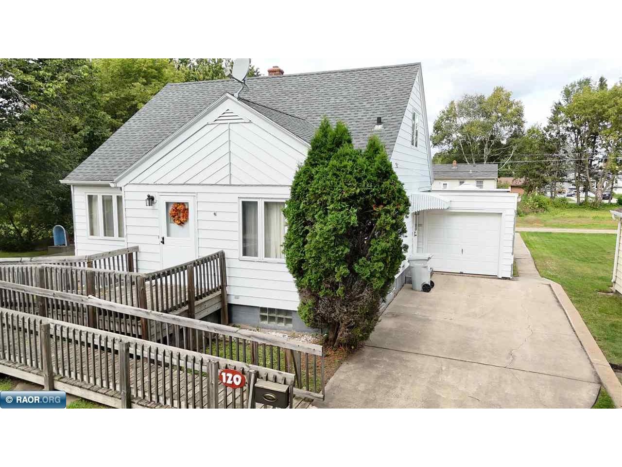 120 10th ST. NW Chisholm MN 55719 147416 image1