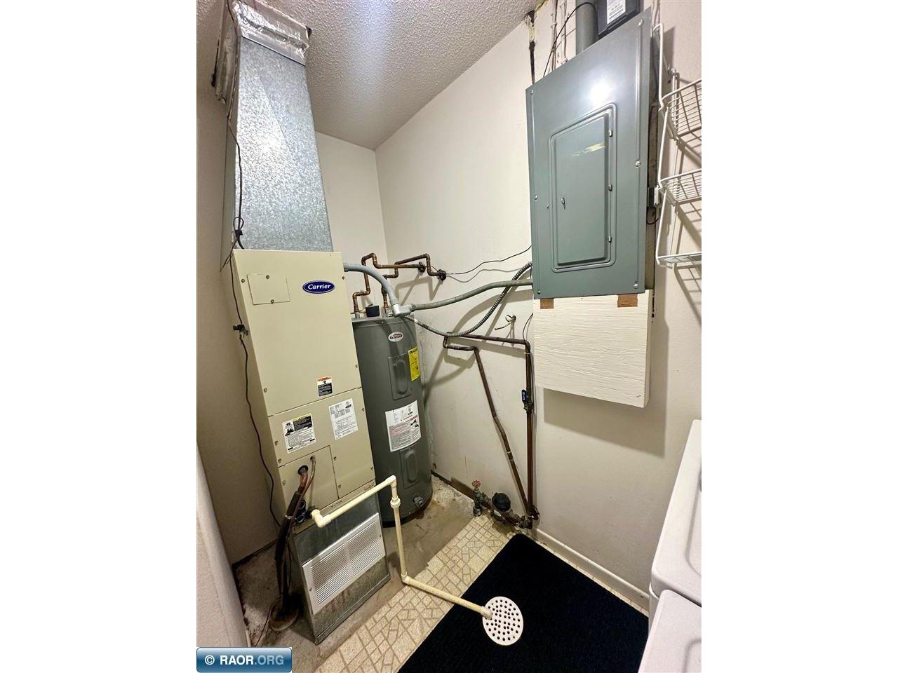 1203 Cedar Lane Virginia MN 55792 149557 image25