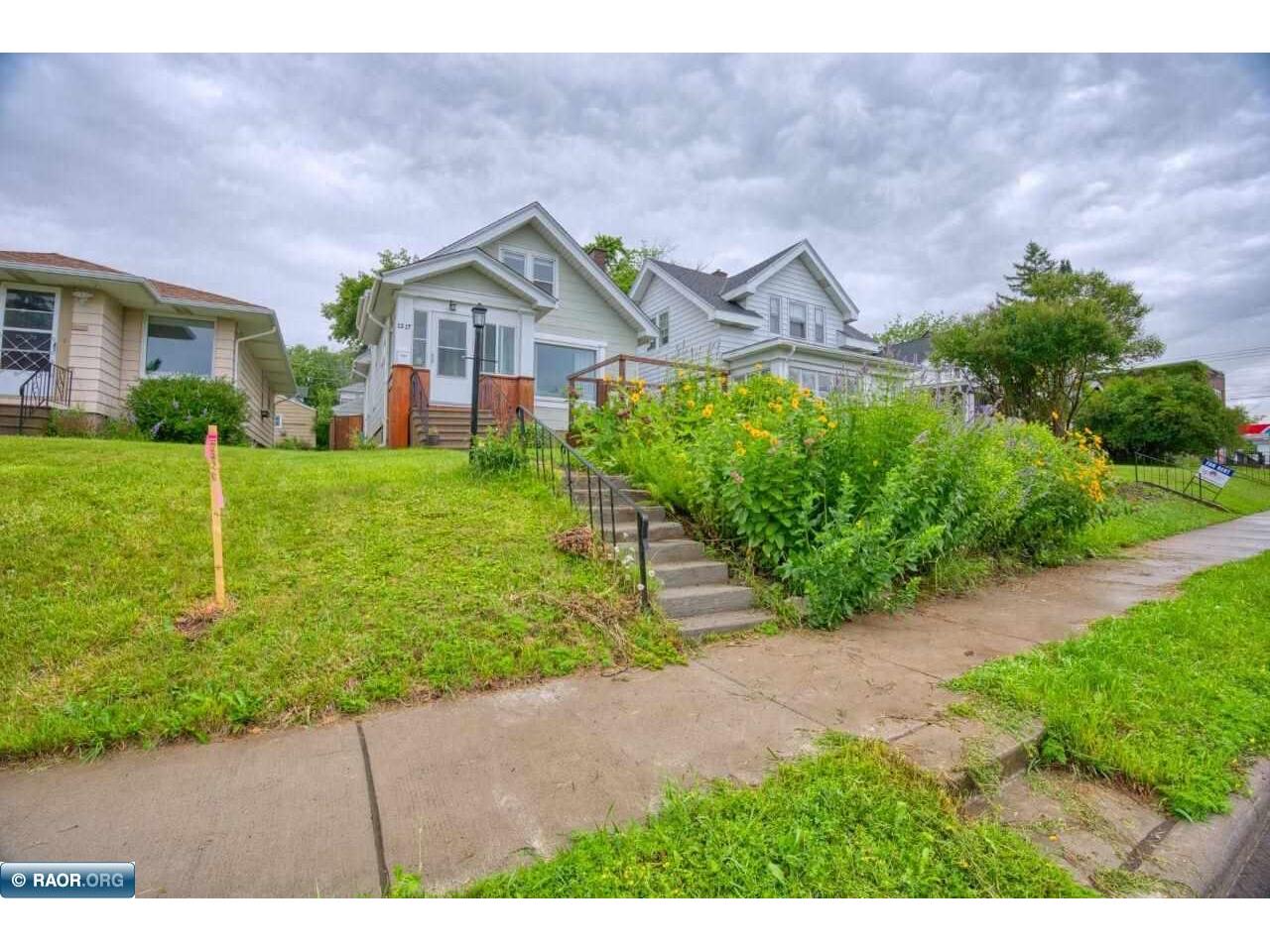 1217 E 9th St Duluth MN 55805 148764 image1