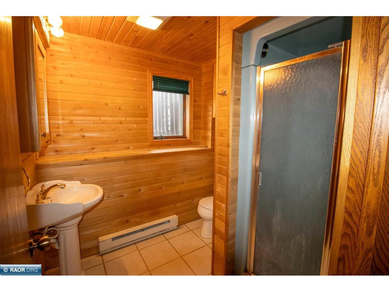1221 21st St S Virginia MN 55792 150328 image23