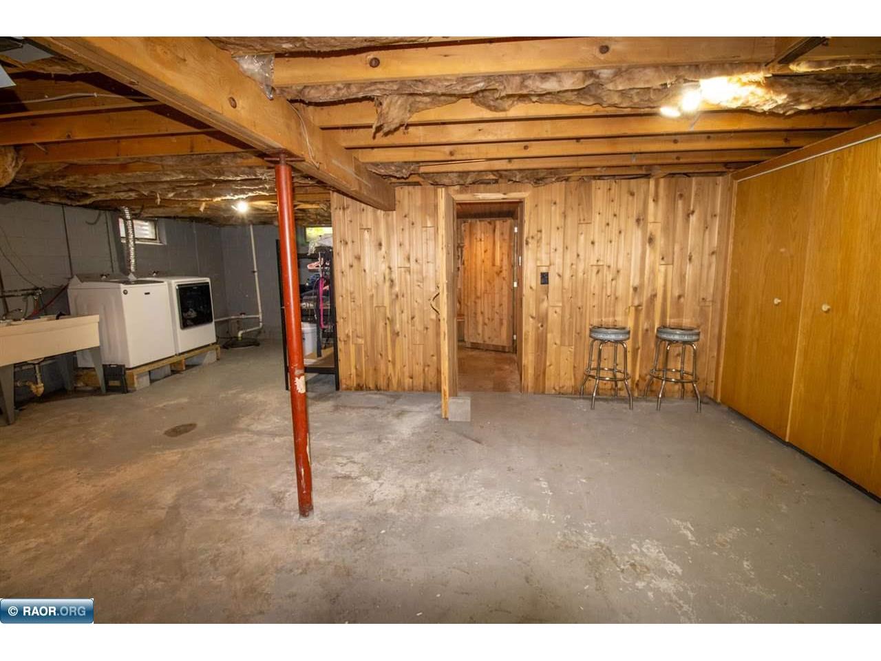 1221 21st St S Virginia MN 55792 150328 image33