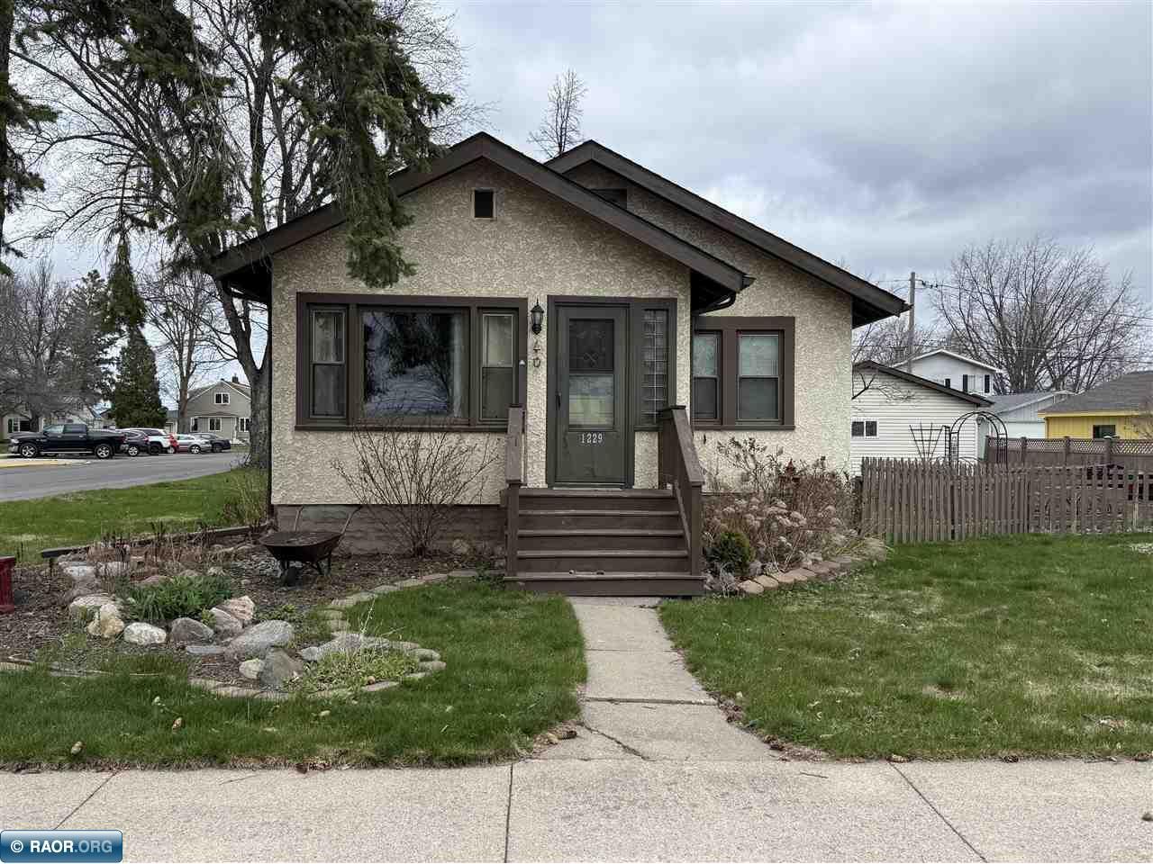 1229 12th St S Virginia MN 55792 149873 image1