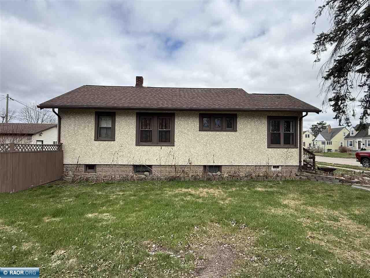 1229 12th St S Virginia MN 55792 149873 image8
