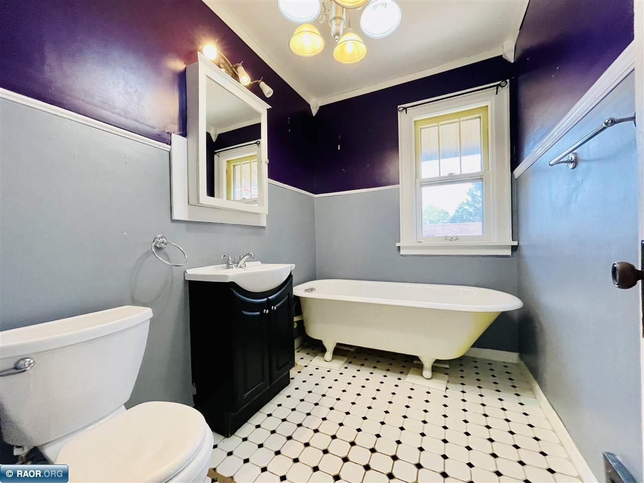 126 SW 2nd St Chisholm MN 55719 149143 image28