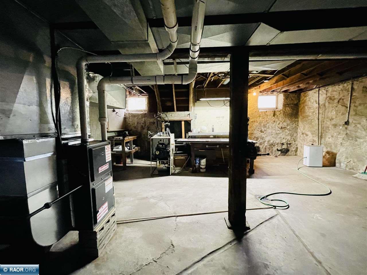 126 SW 2nd St Chisholm MN 55719 149143 image43