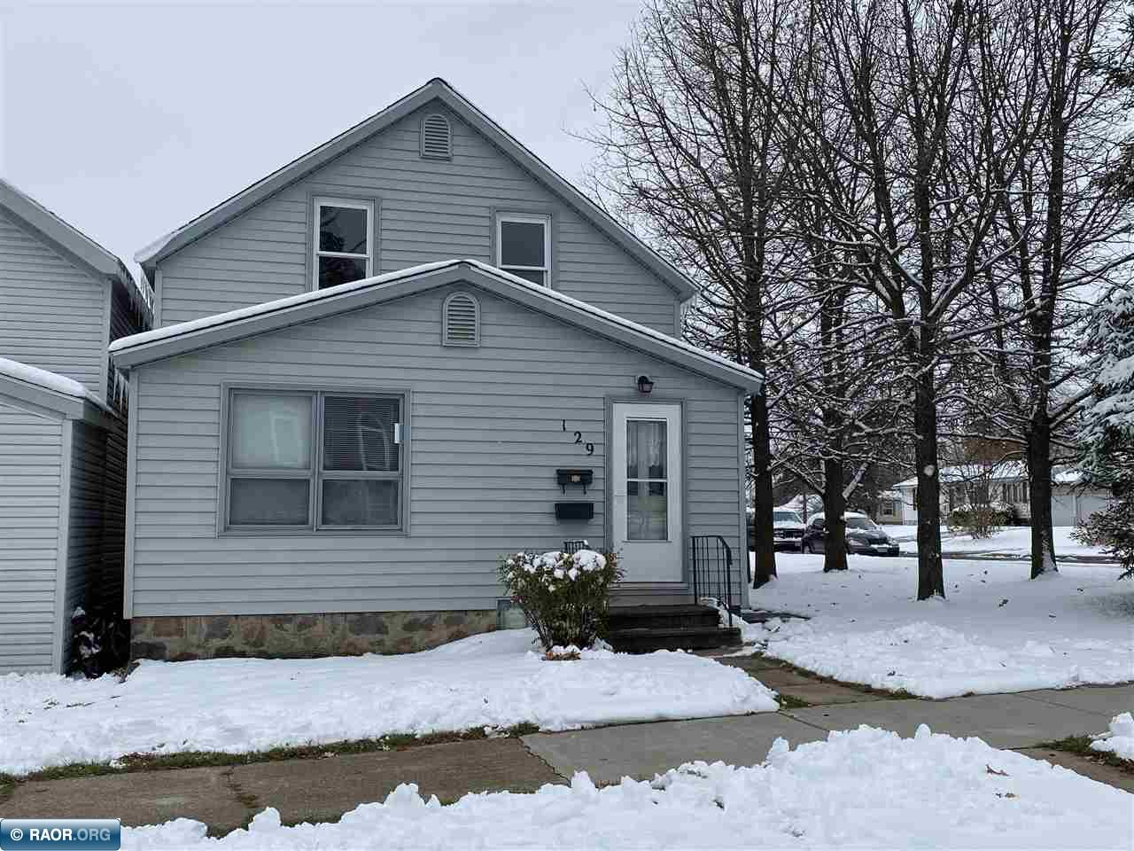 129 5th St SW, Chisholm, MN, 55719 MLS 140478 Edina Realty