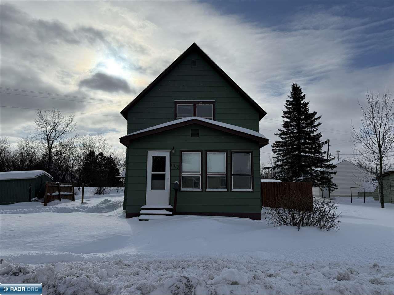 1317 E 14th St Hibbing MN 55746 147867 image1