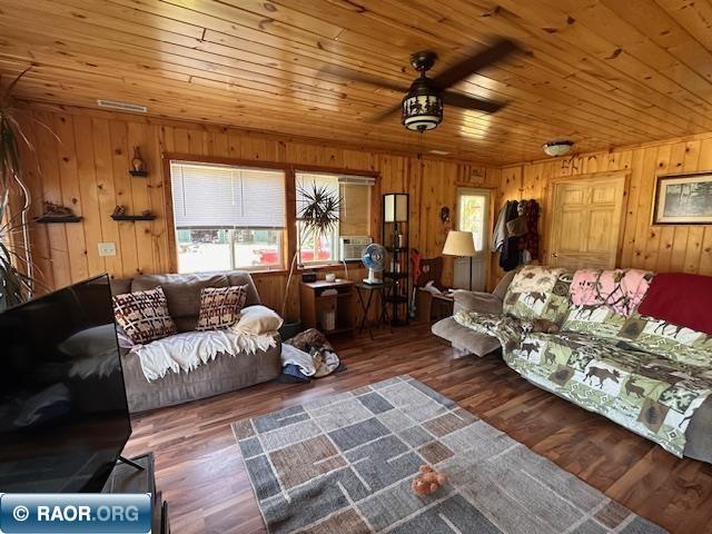 1383 Kelly Trail Isabella MN 55607 - Stony River 149599 image5