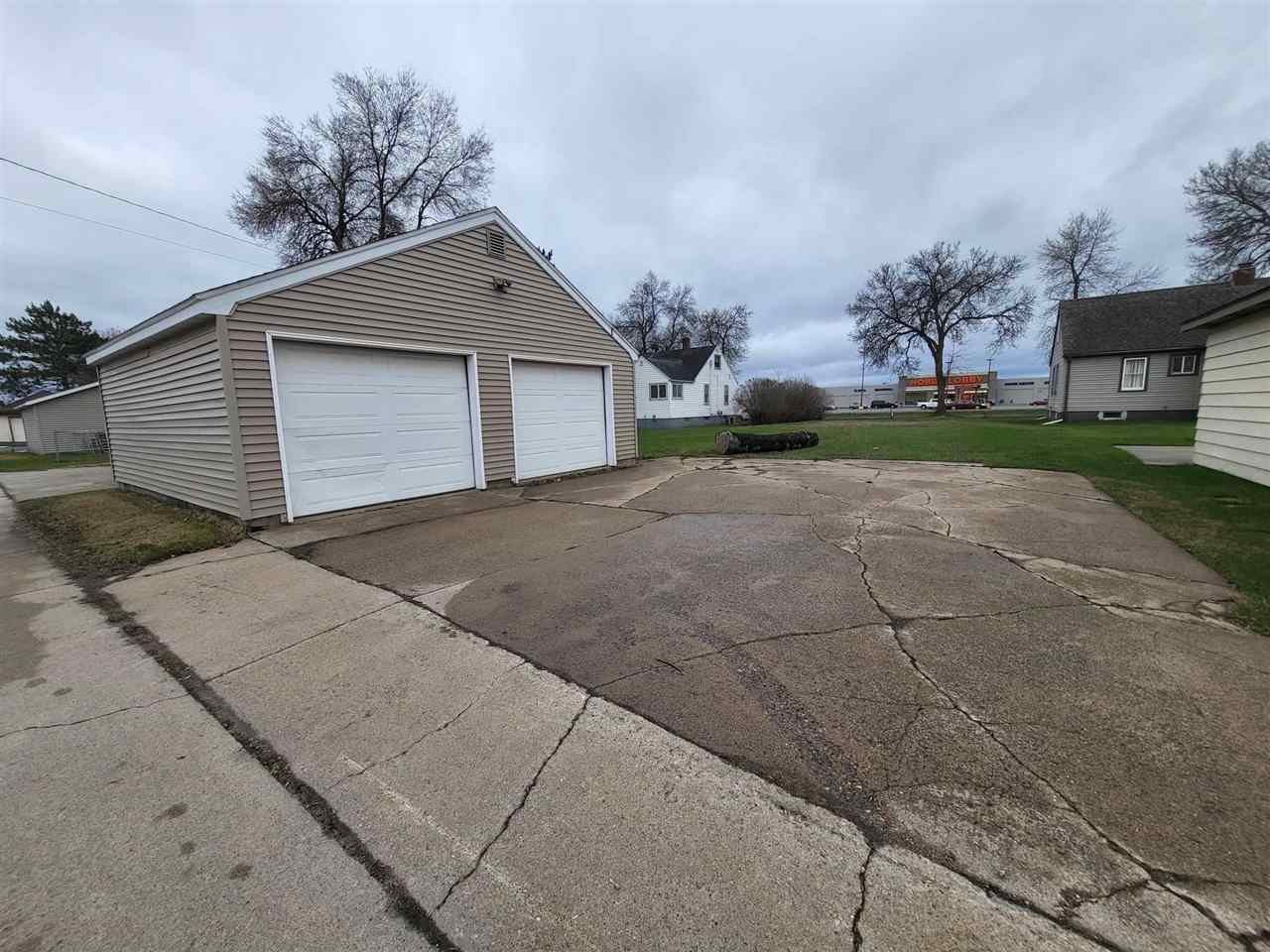 1409 13th St. S Virginia MN 55792 146612 image1