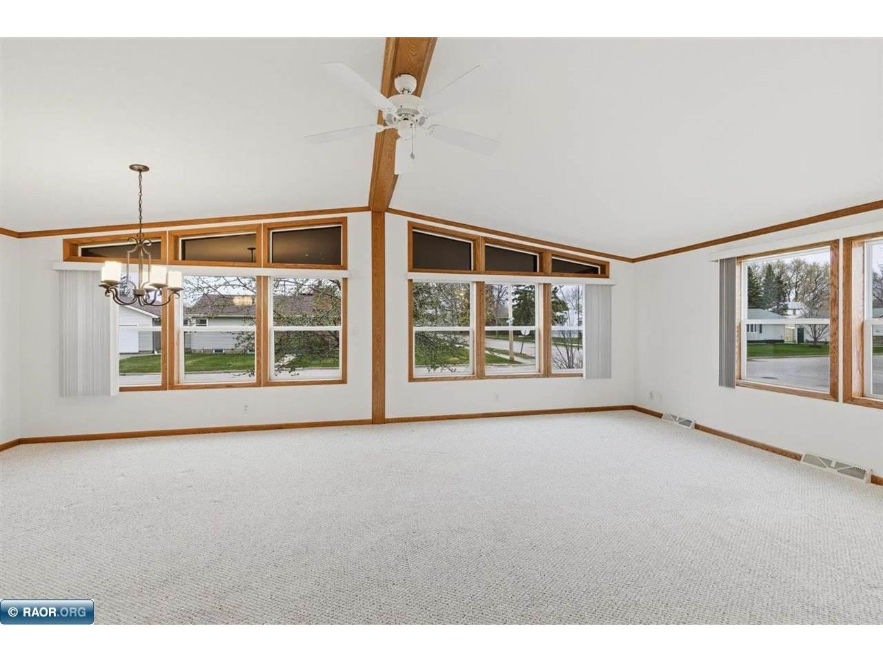 1430 12th St S Virginia MN 55792 149989 image9