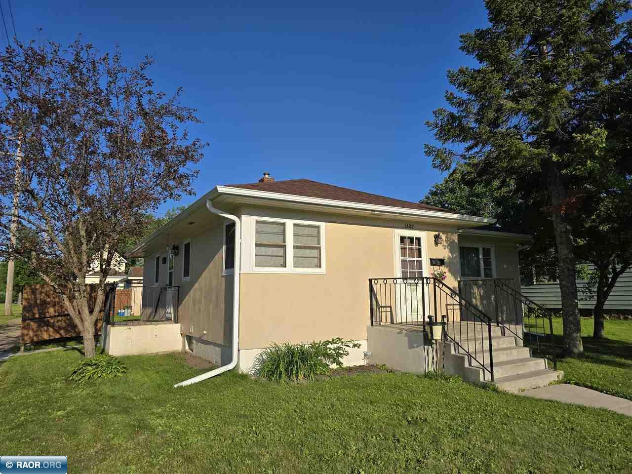 1502 15th Ave E Hibbing MN 55746 147056 image1