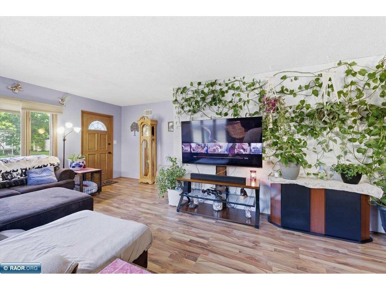 1503 9th St S Virginia MN 55792 150107 image10