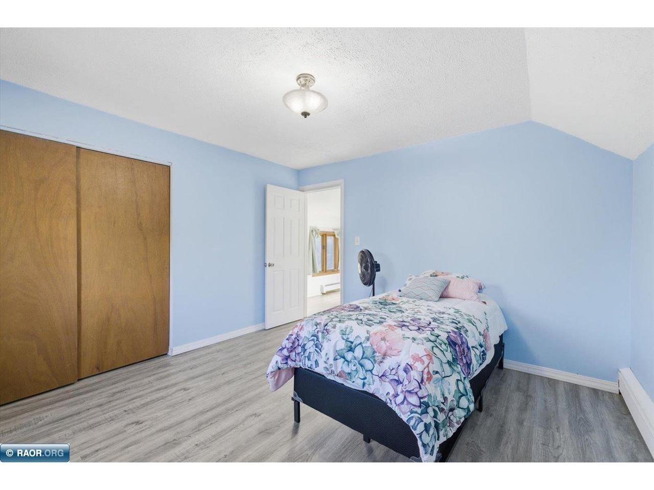 1503 9th St S Virginia MN 55792 150107 image24