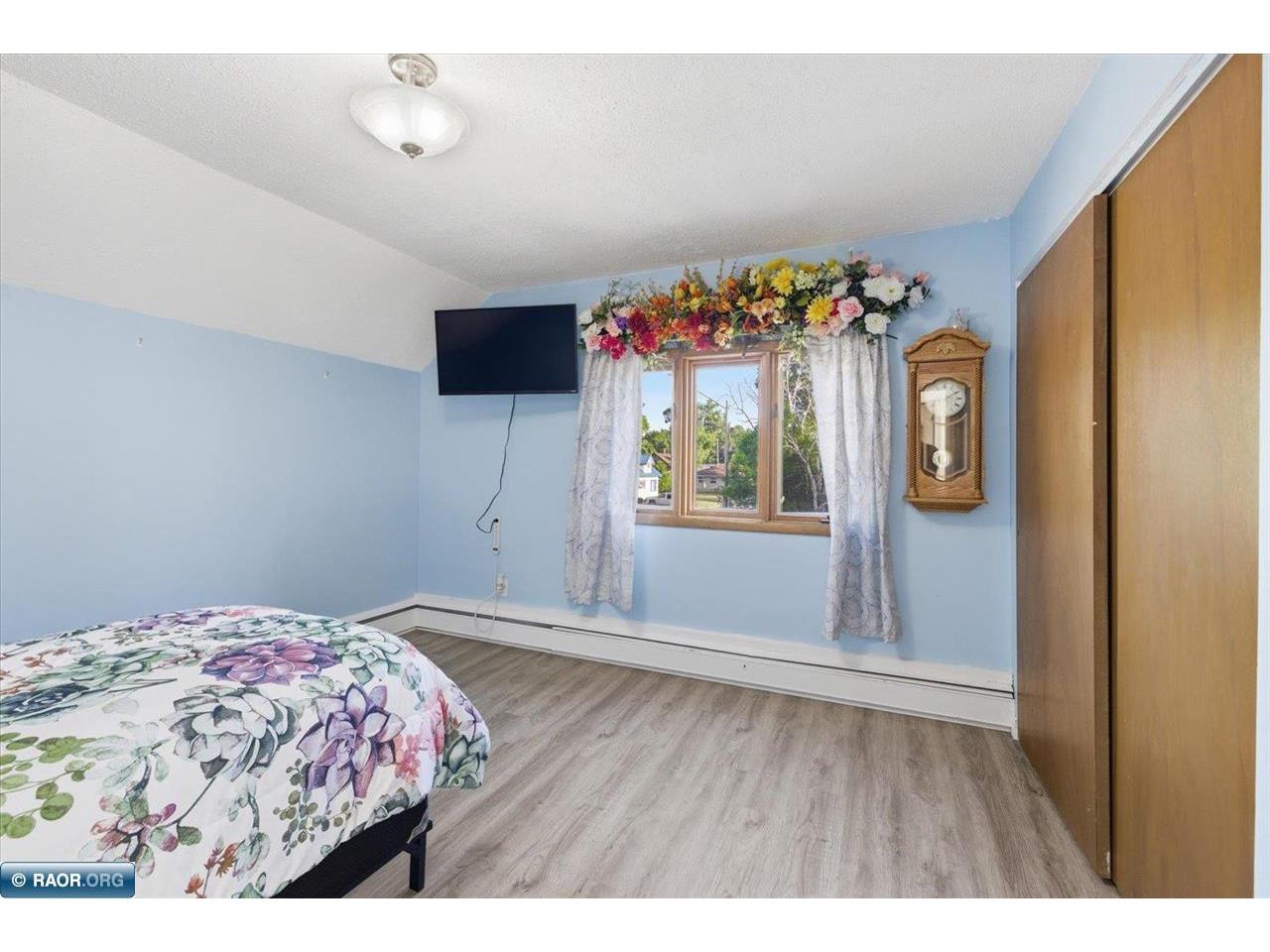 1503 9th St S Virginia MN 55792 150107 image25
