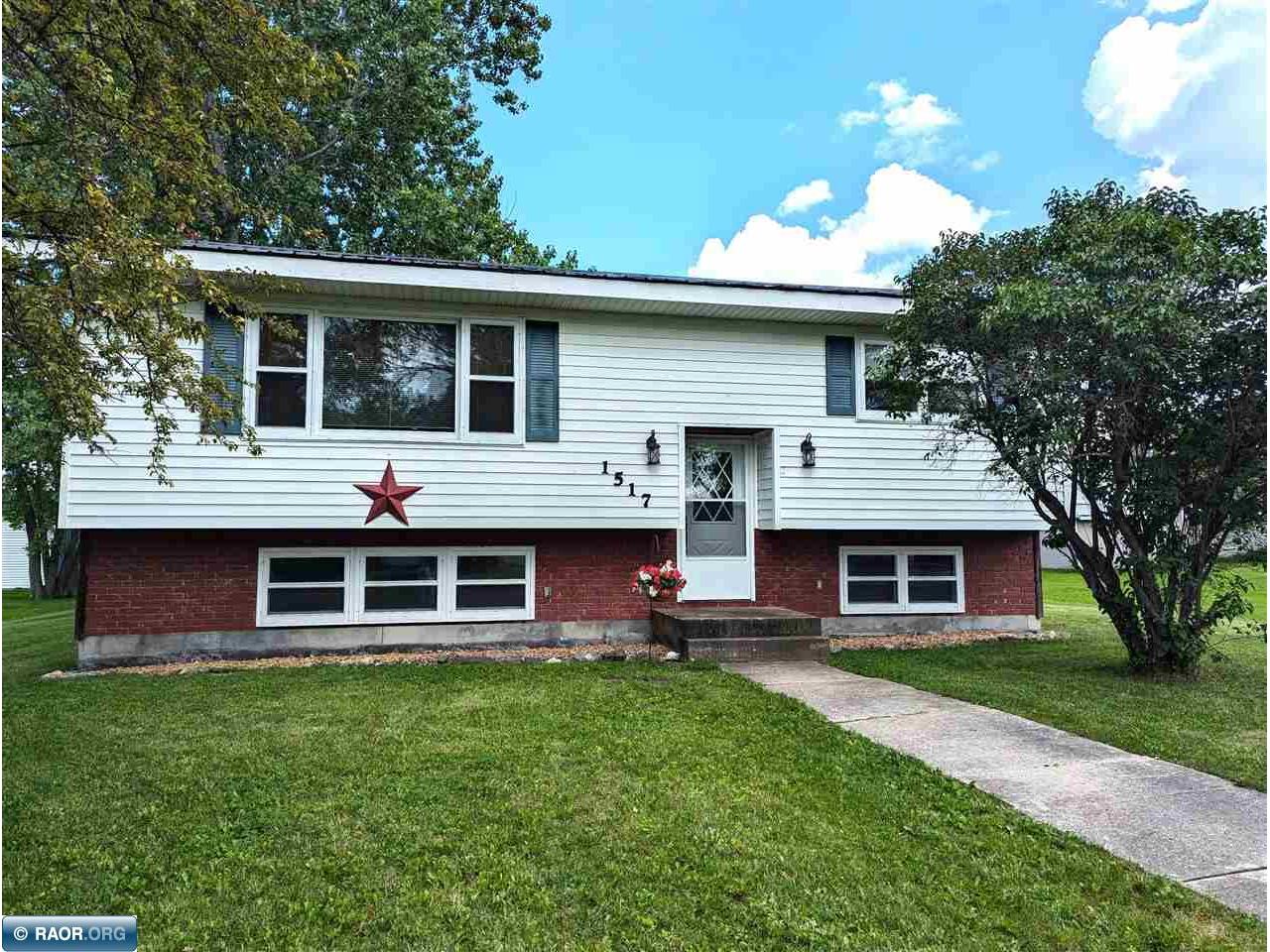 1517 1st Avenue E International Falls MN 56649 147026 image1