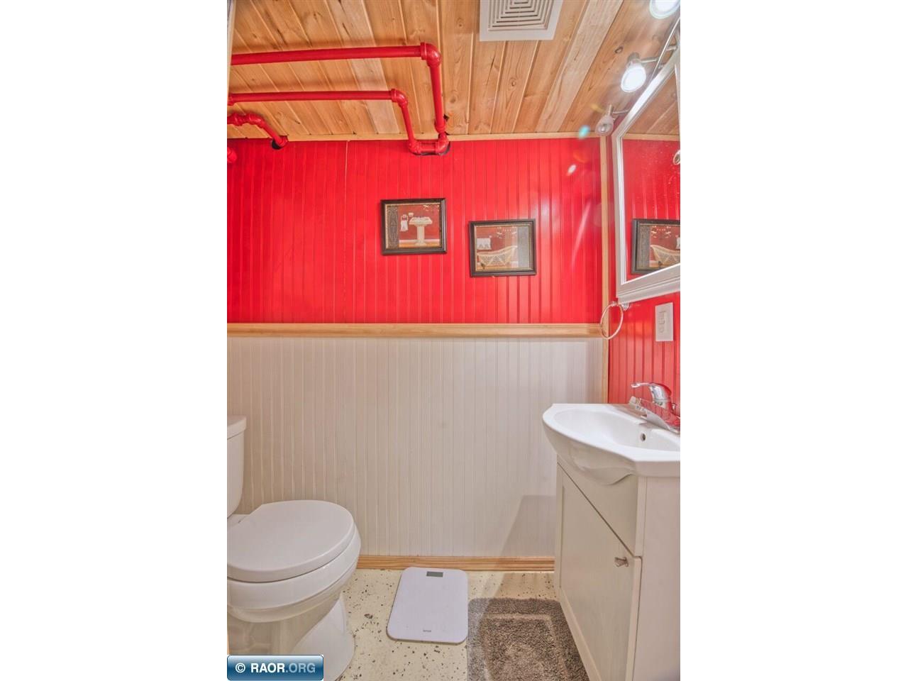 1522 13th Ave E Hibbing MN 55746 149721 image25