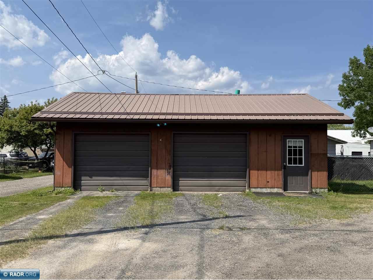 1632 4th Avenue E International Falls MN 56649 150314 image2