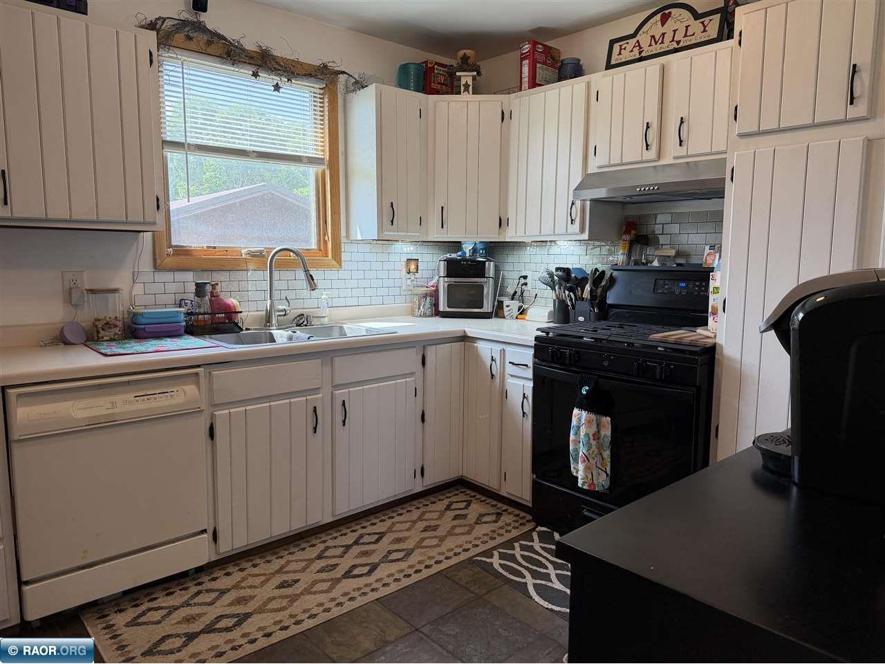 1632 4th Avenue E International Falls MN 56649 150314 image7
