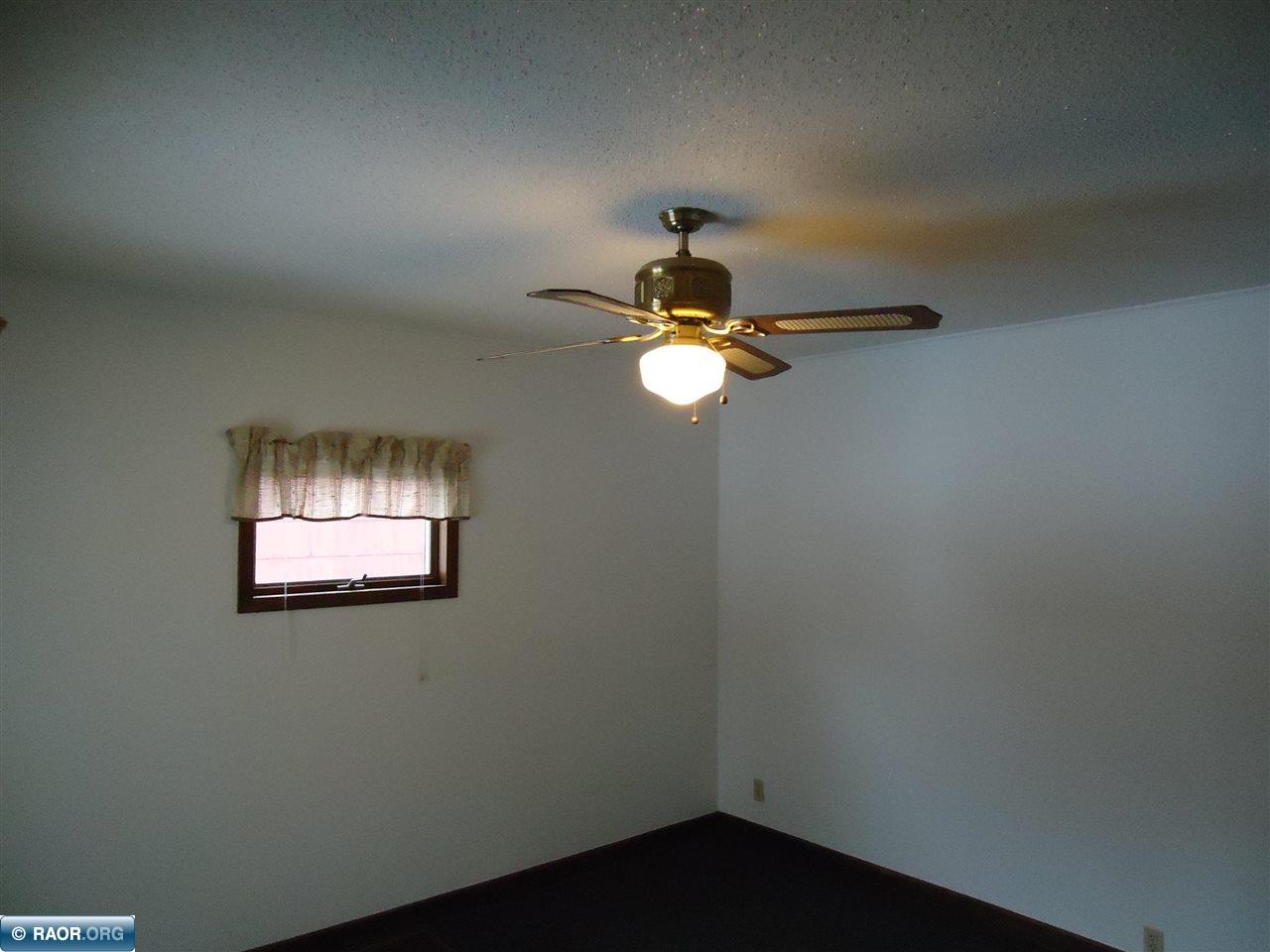 17 3rd St SE Chisholm MN 55719 149478 image5