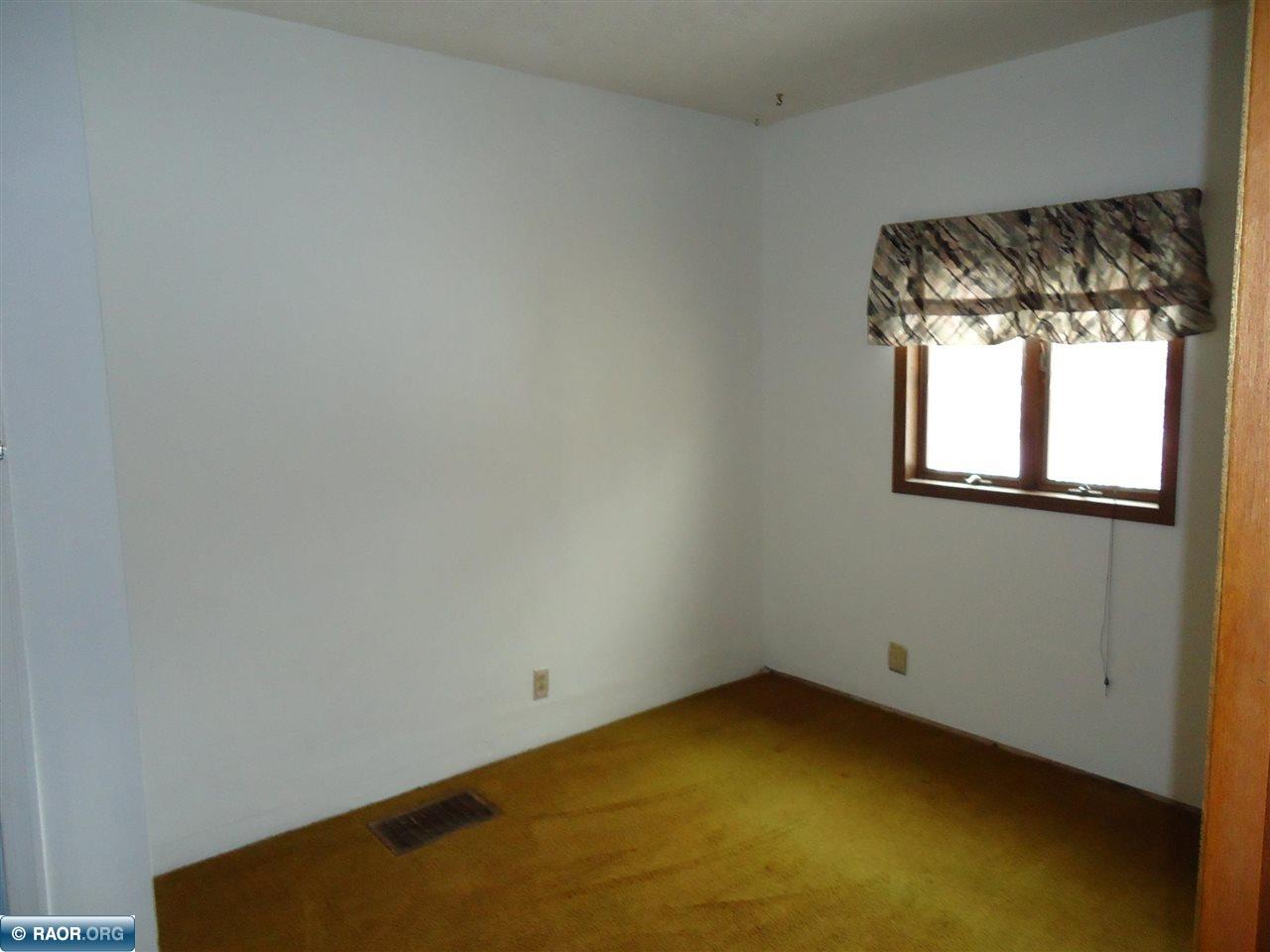 17 3rd St SE Chisholm MN 55719 149478 image7