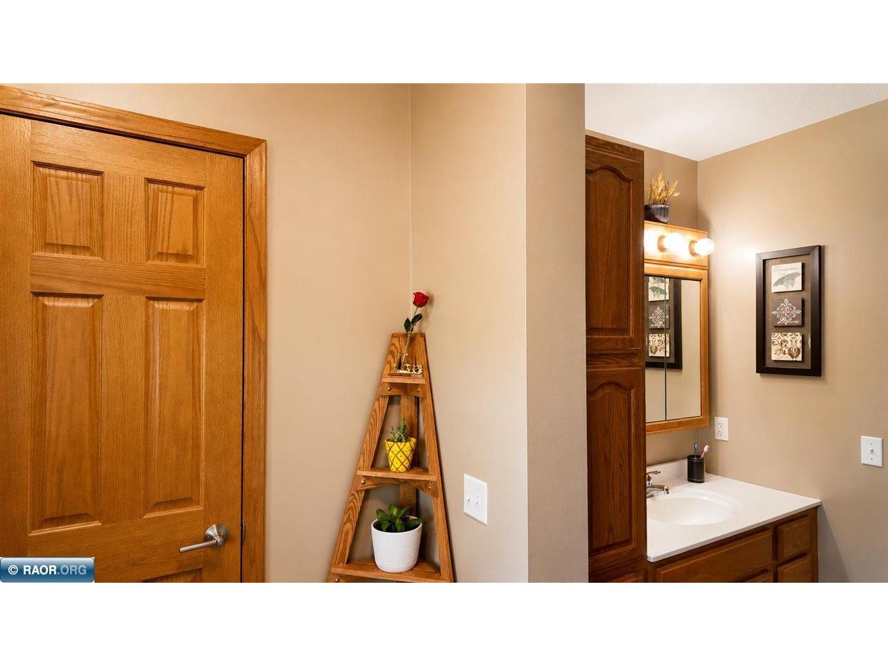 1712 West 2nd Street Eveleth MN 55734 150055 image29