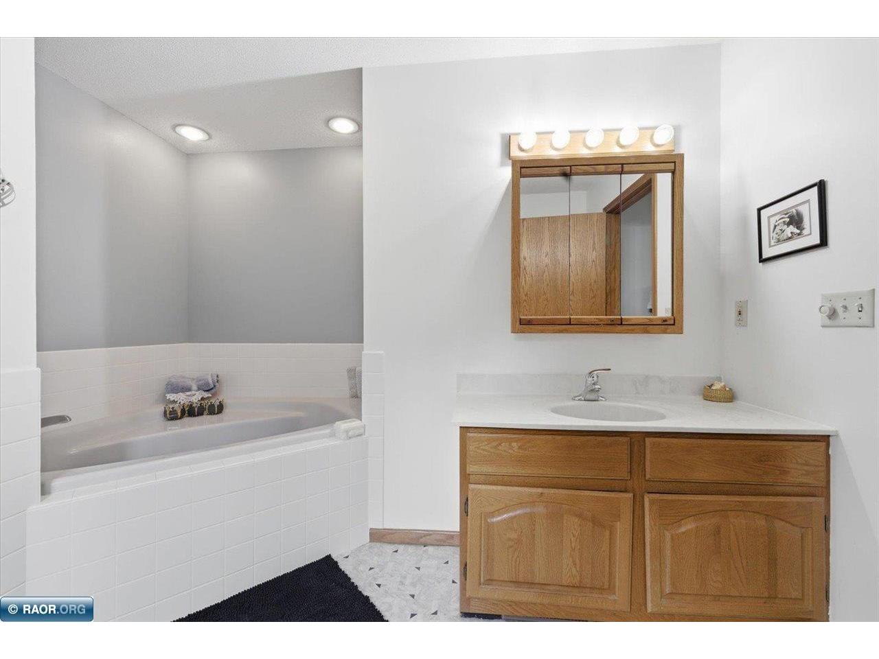 1730 E 37th St Hibbing MN 55746 150089 image23