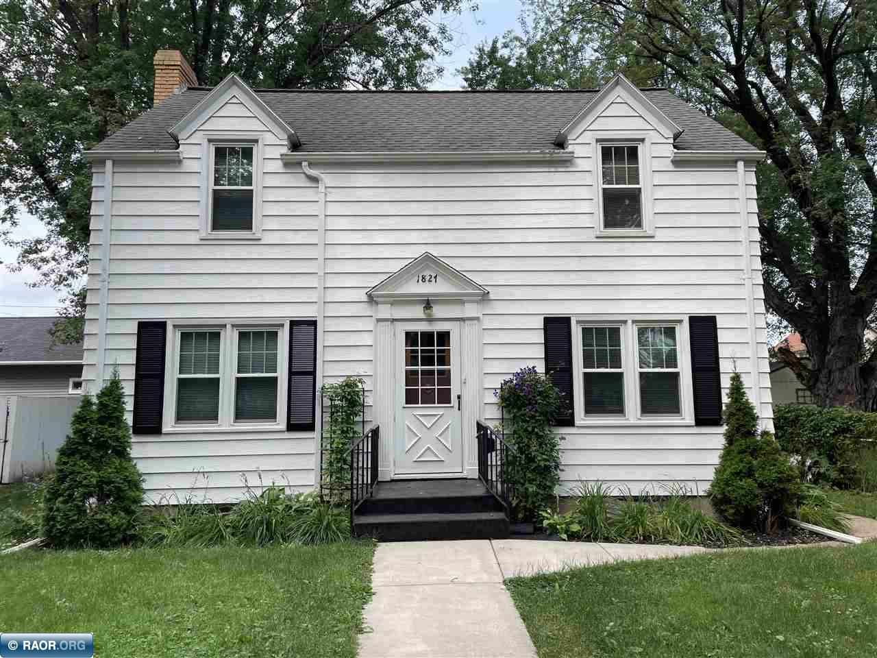 1827 8th Ave E Hibbing MN 55746 147195 image1