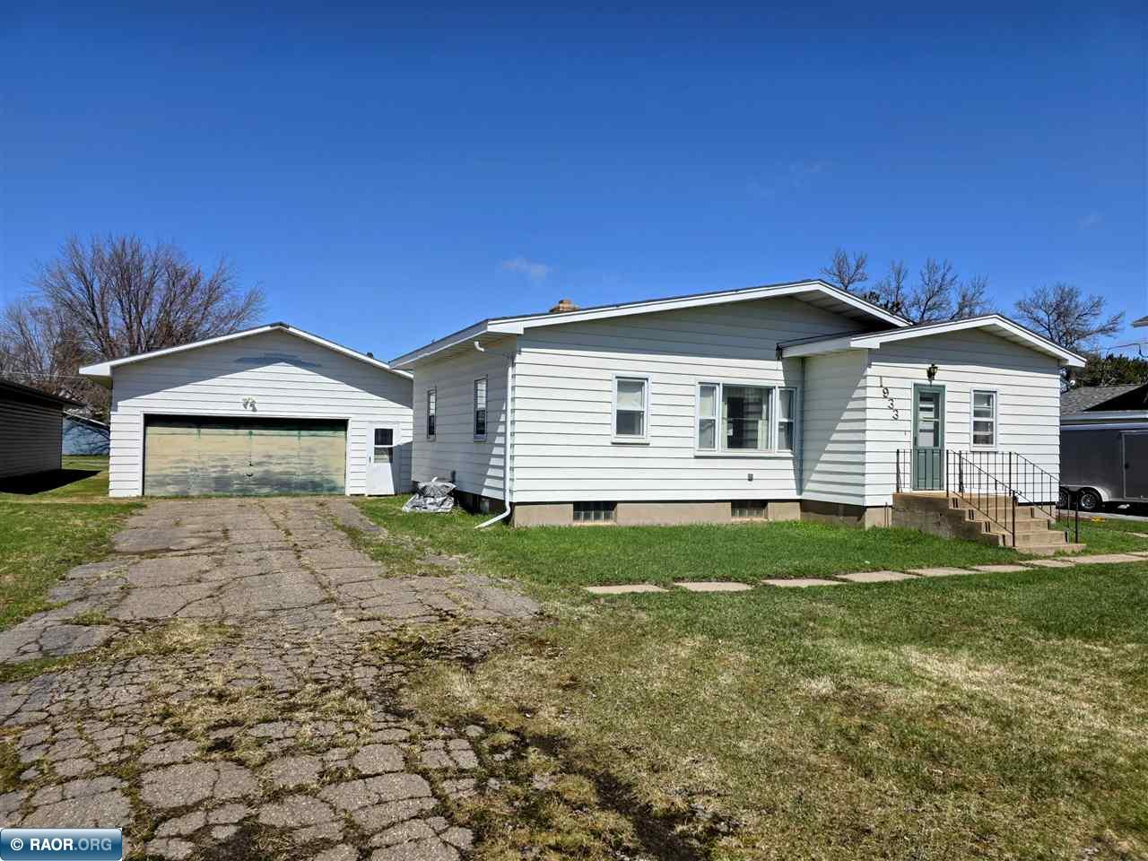 1933 E 27th St Hibbing MN 55746 148230 image1