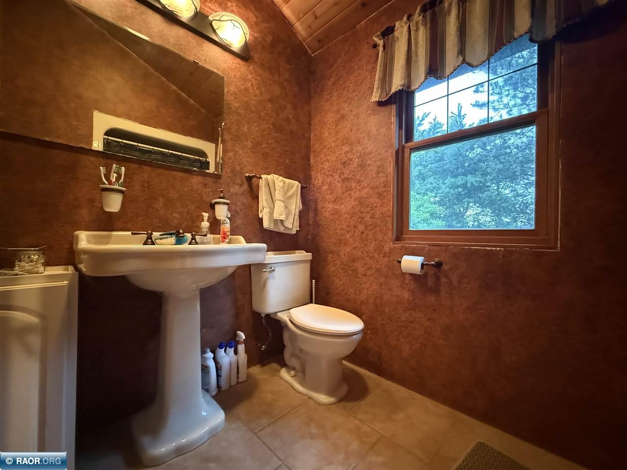 1964 Hwy 5 Hibbing MN 55746 148762 image20