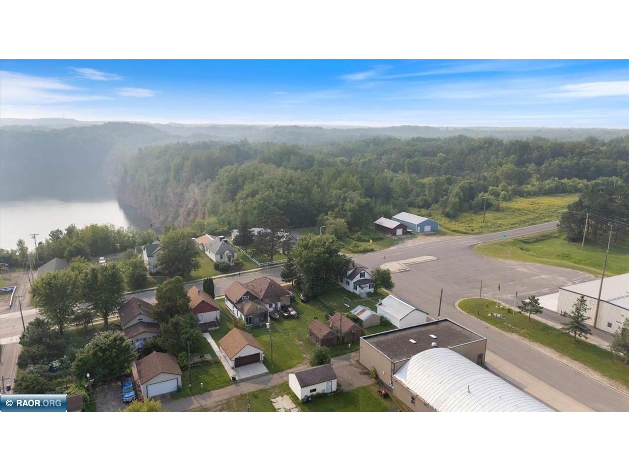 2 1st Nashwauk MN 55769 148800 image13