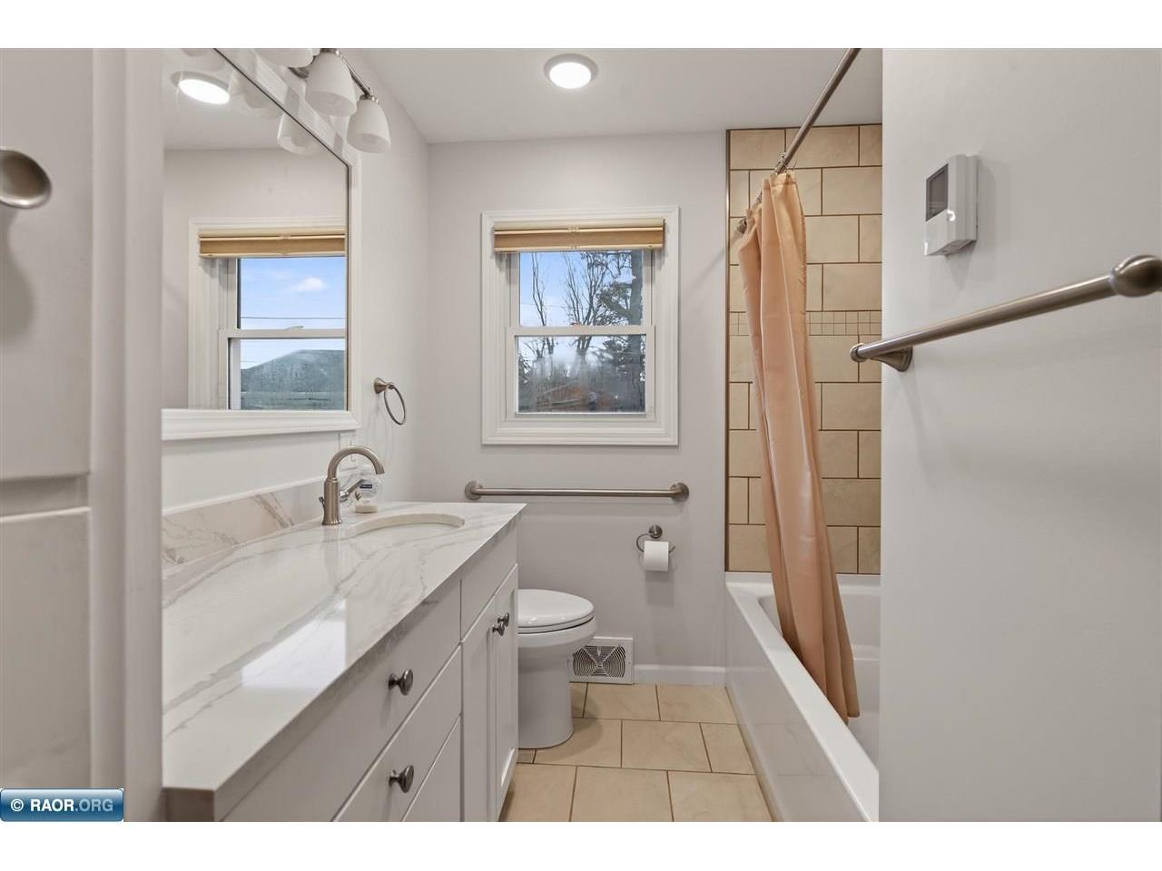 207 E 37th St Hibbing MN 55746 149746 image16