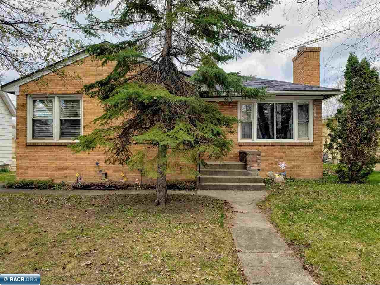 208 7th St. NW, Chisholm, MN, 55719 MLS 141637 Edina Realty