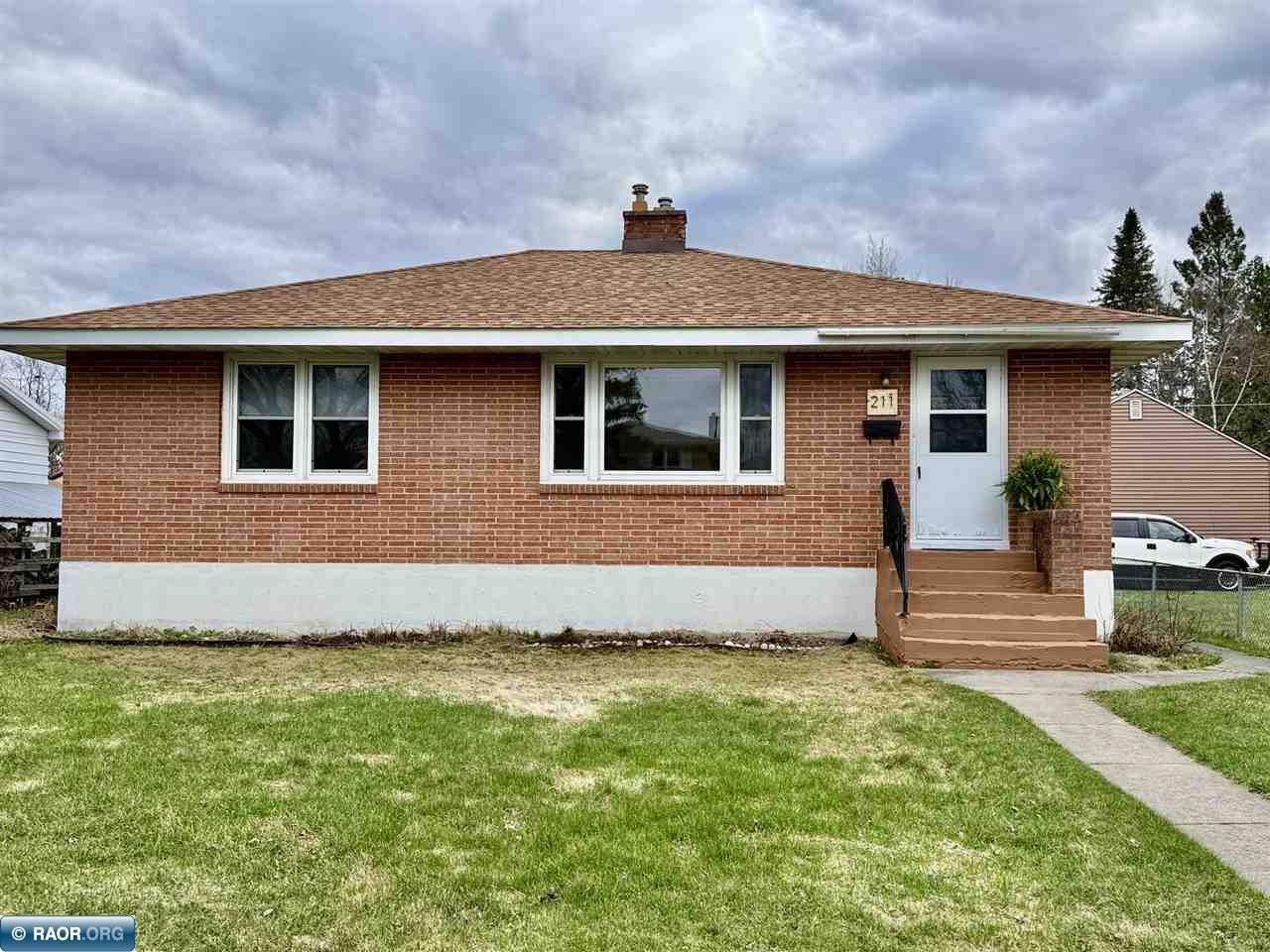 211 10th St NW Chisholm MN 55719 149835 image1