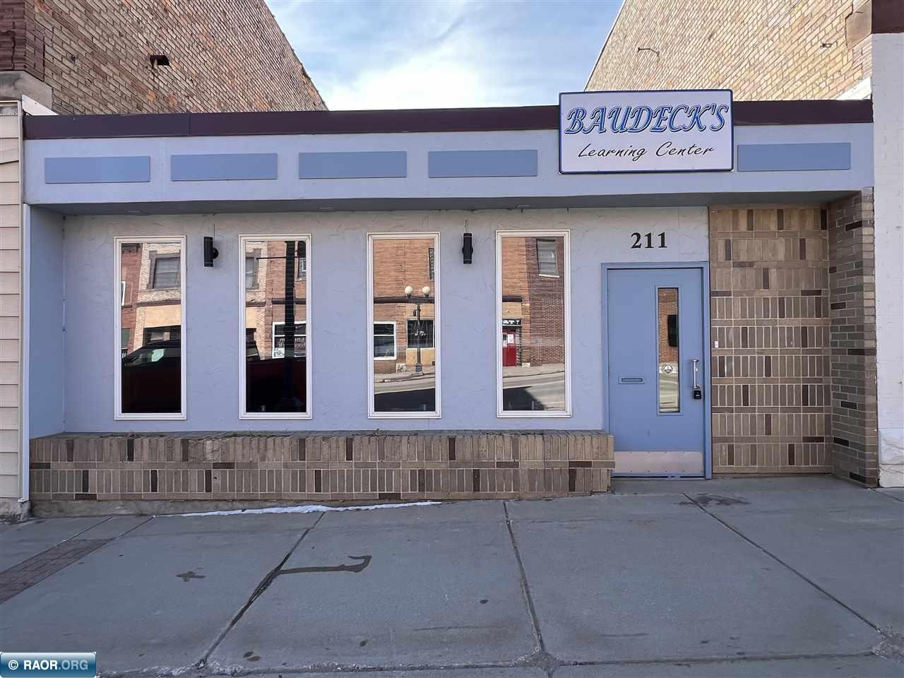 211 W Lake Street Chisholm MN 55719 147987 image1