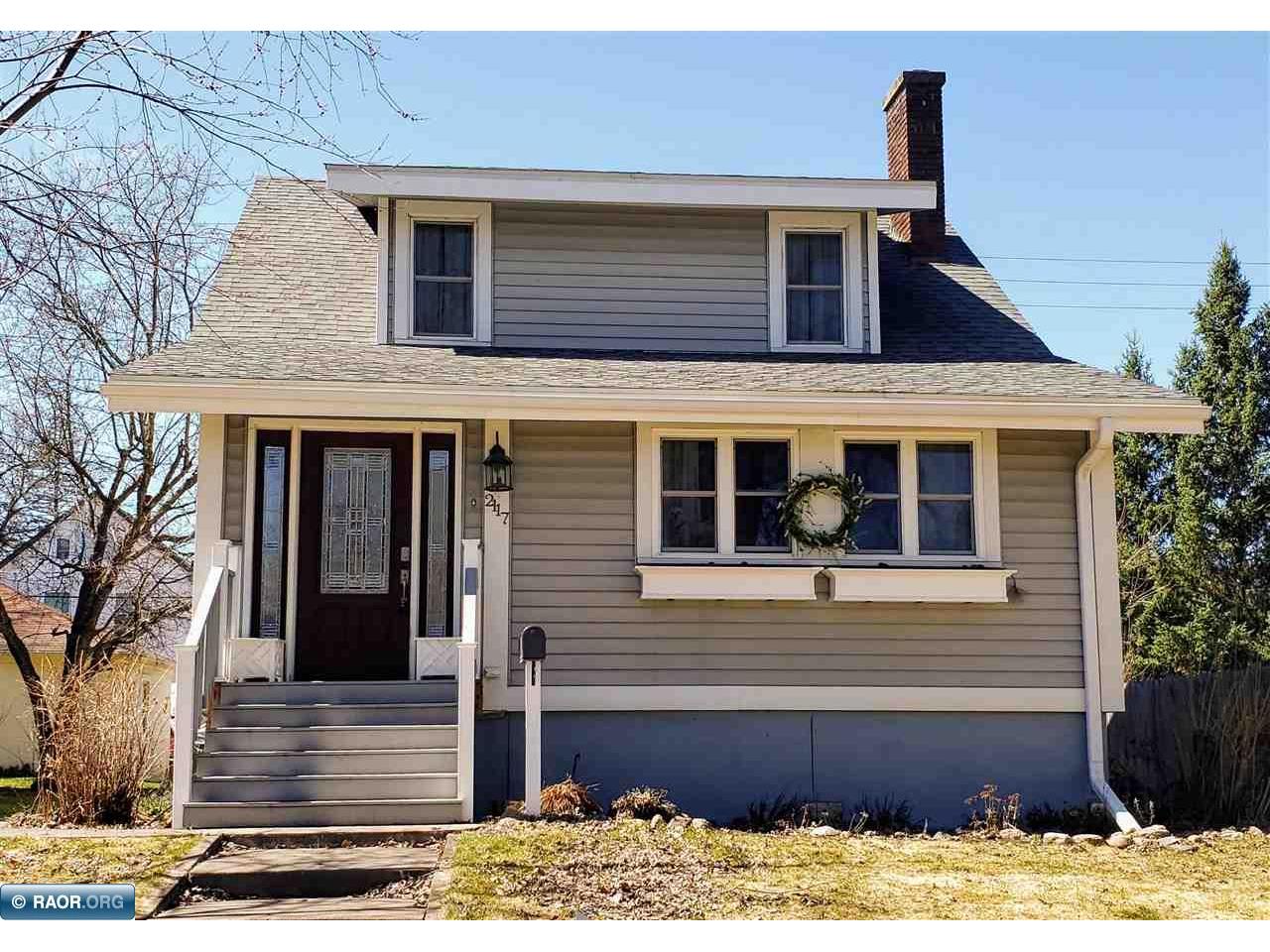 2117 4th Ave. E., Hibbing, MN 55746 MLS 140898 Edina Realty