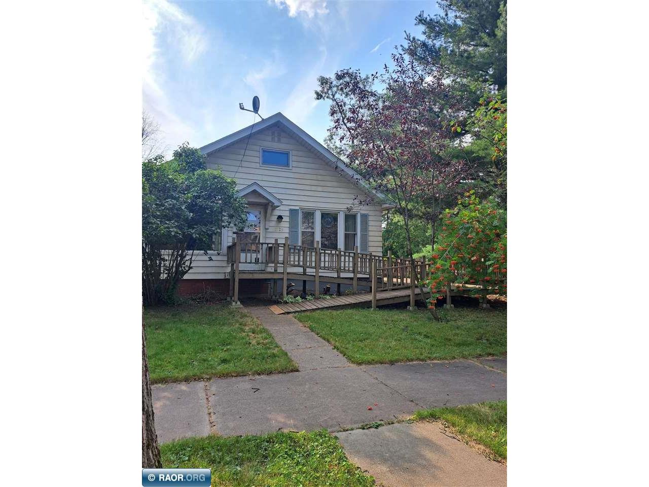 2129 W 3rd Ave Hibbing MN 55746 147247 image1