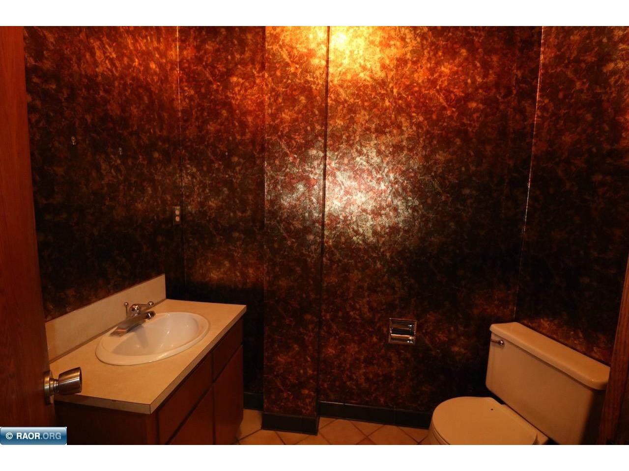 22 W 3rd Ave North Aurora MN 55705 149638 image21